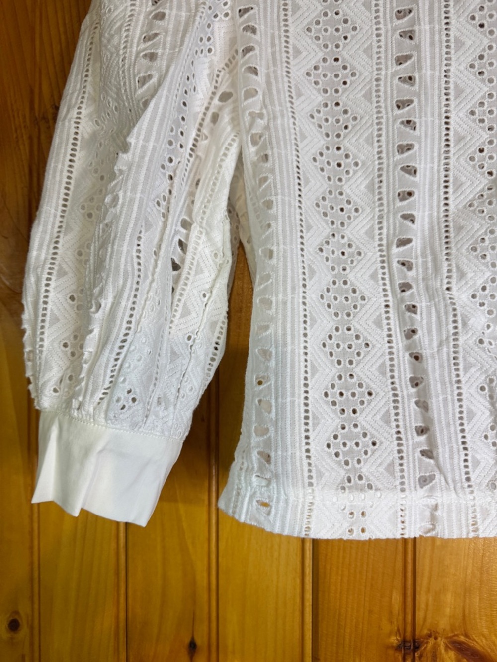 White Eyelet Lace Puff Sleeve Blouse - Picture 4 of 12